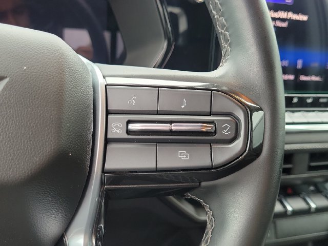 Used 2025 Chevrolet Colorado LT RWD image 21