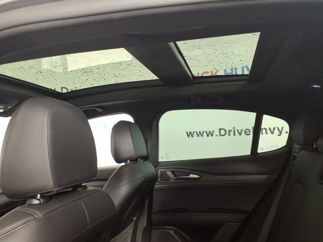 Used 2024 Alfa Romeo Stelvio Sprint AWD/4WD image 13