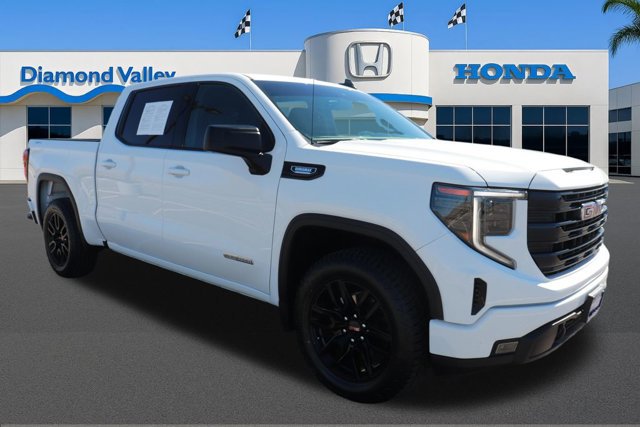 Used 2023 GMC Sierra 1500 Elevation image 1