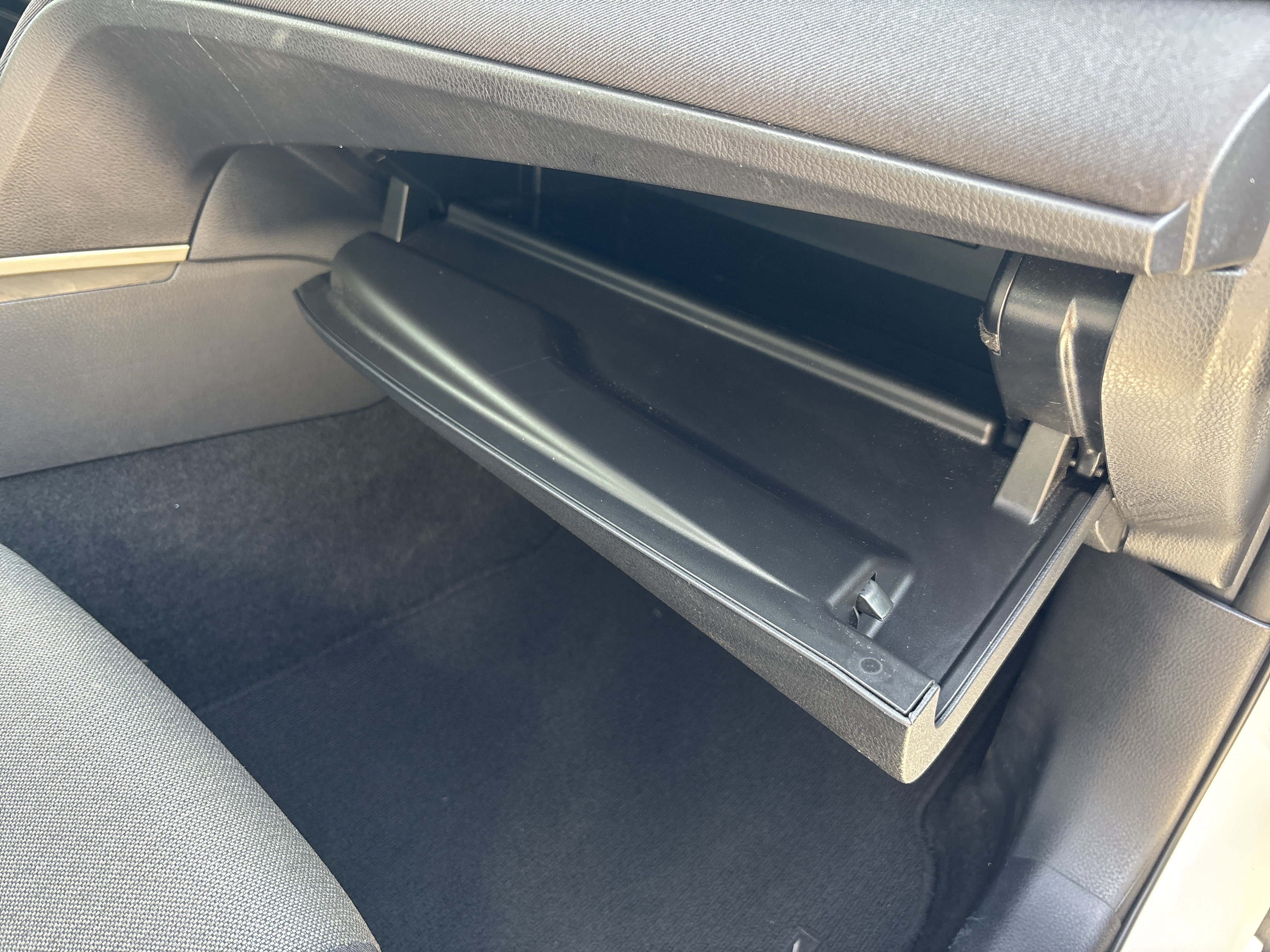 Used 2025 Toyota Camry Hybrid FWD image 27