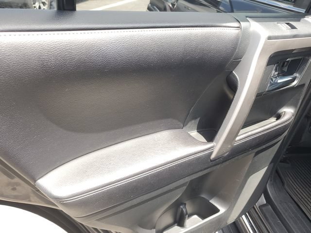 Used 2017 Toyota 4Runner Limited AWD/4WD image 15