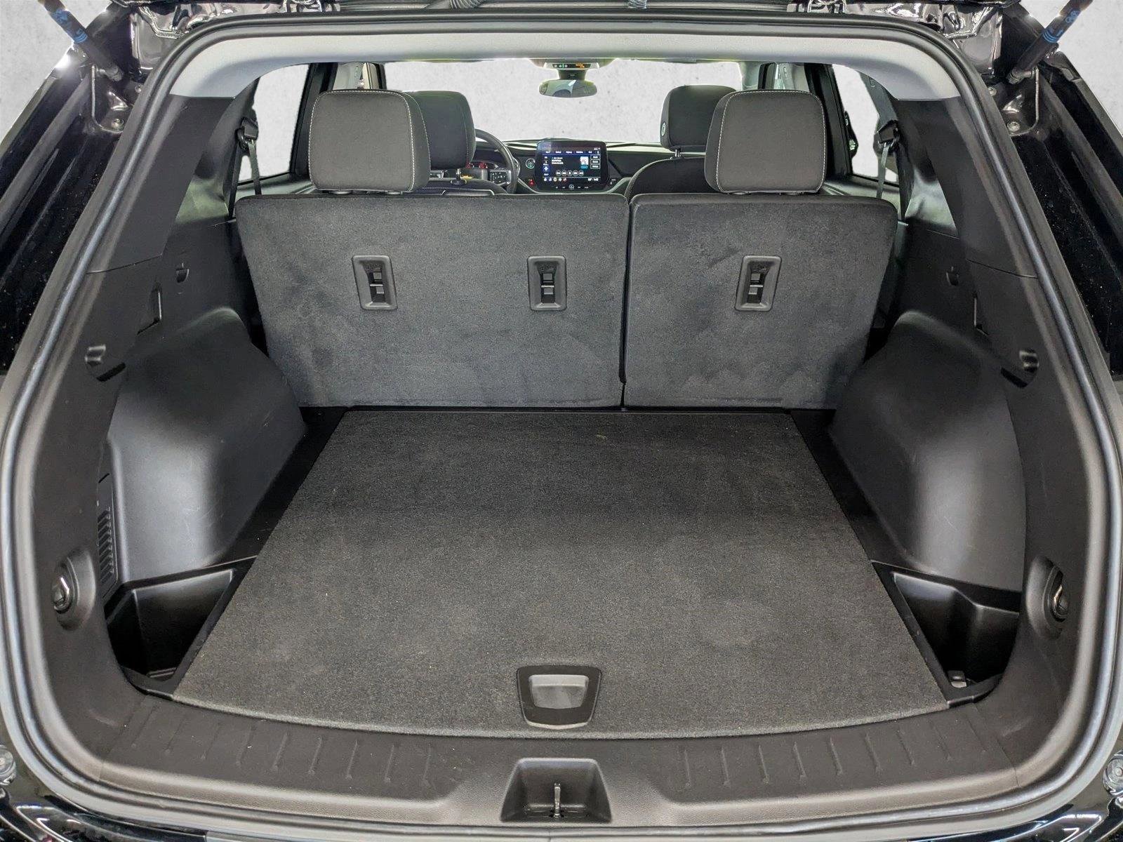Used 2023 Chevrolet Blazer LT FWD image 6