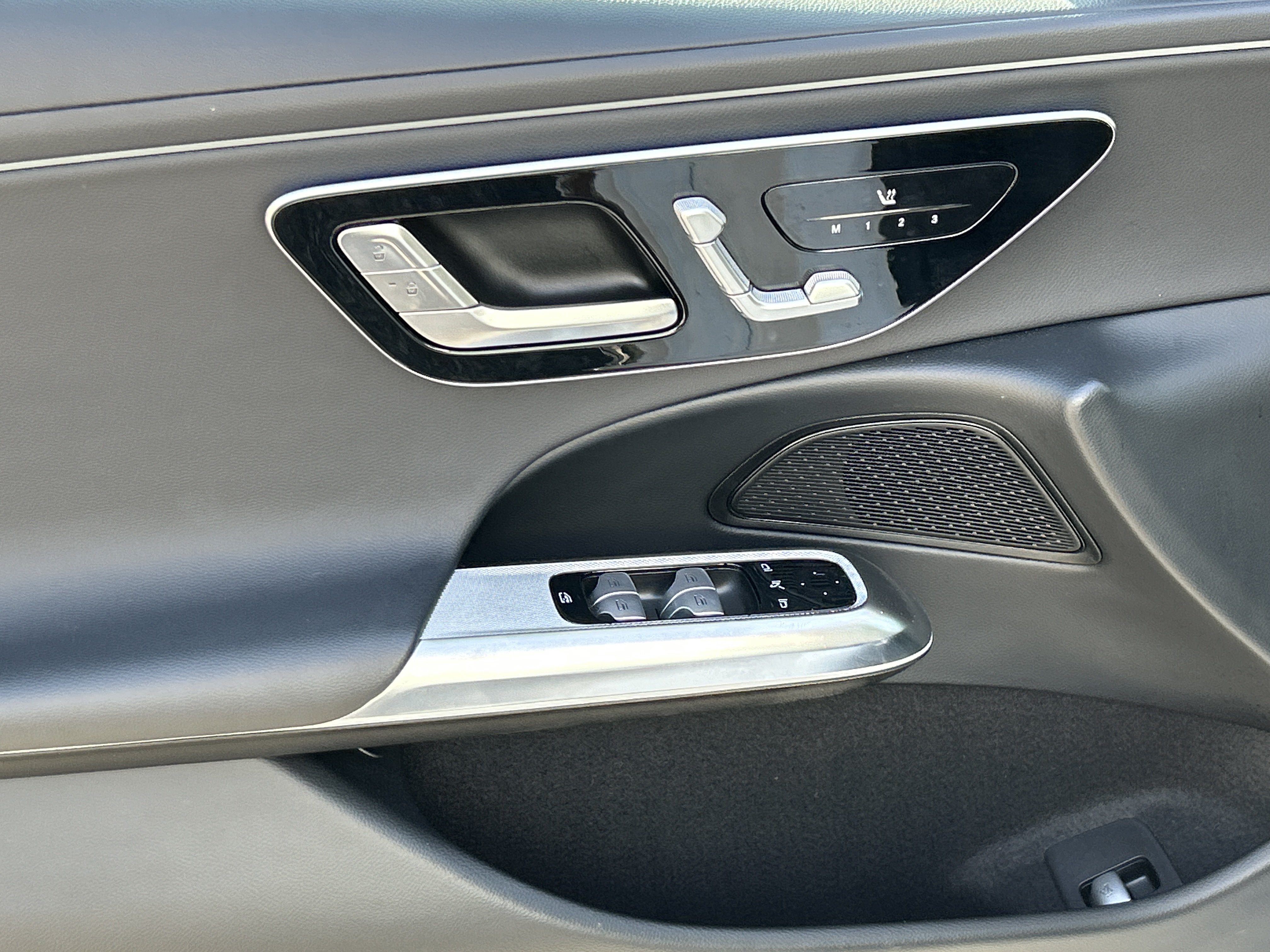 Certified 2025 Mercedes-Benz E 350 Sedan w/ Winter Package image 19
