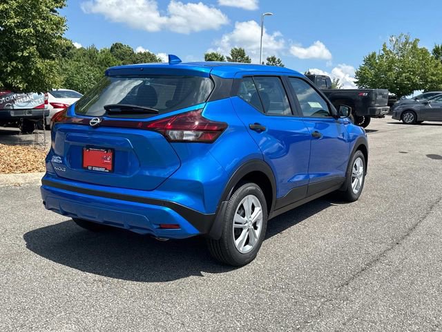New 2025 Nissan Kicks Play S image 4