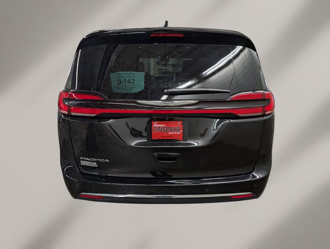 New 2026 Chrysler Pacifica Select image 29