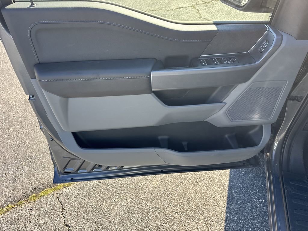 New 2025 Ford F150 XLT image 10