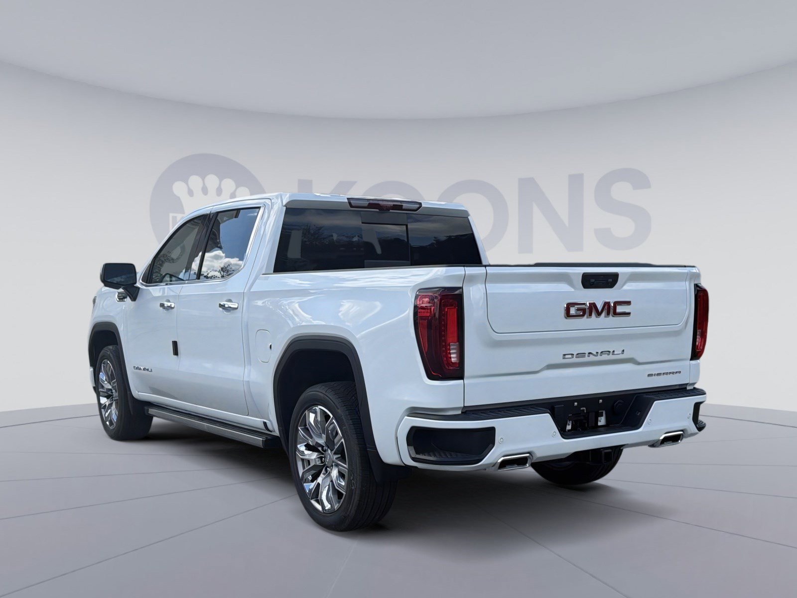 New 2026 GMC Sierra 1500 Denali w/ Denali Reserve Package AWD/4WD image 4