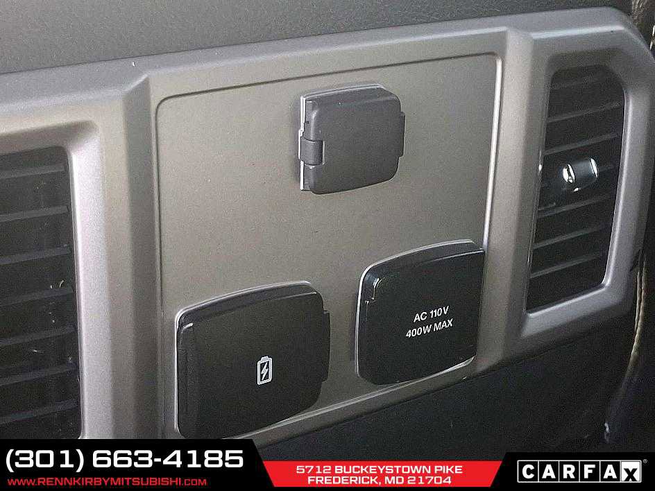 Used 2022 Ford F350 Lariat image 11