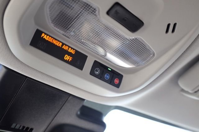 Certified 2025 Chevrolet Trax LS image 29