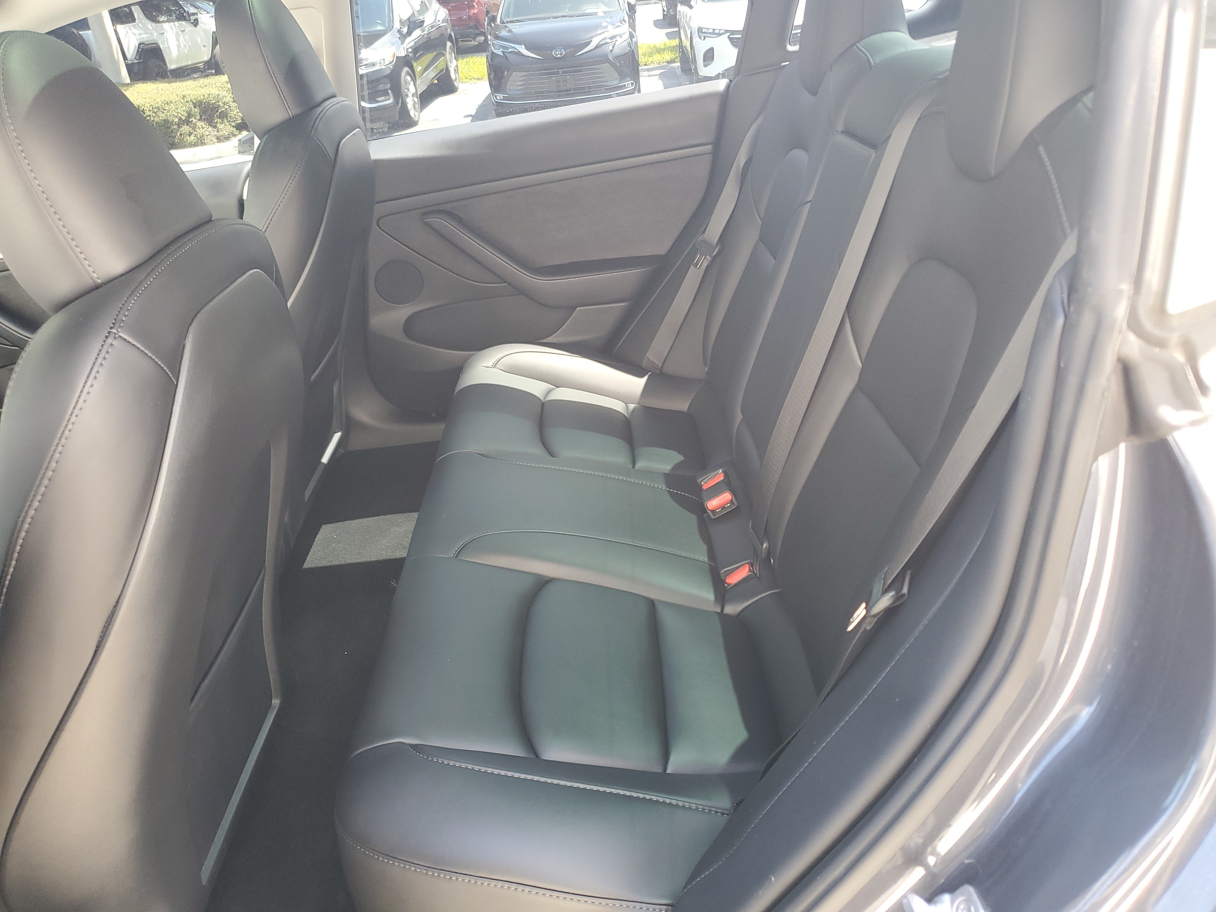 Used 2023 Tesla Model 3 Standard Range RWD image 12