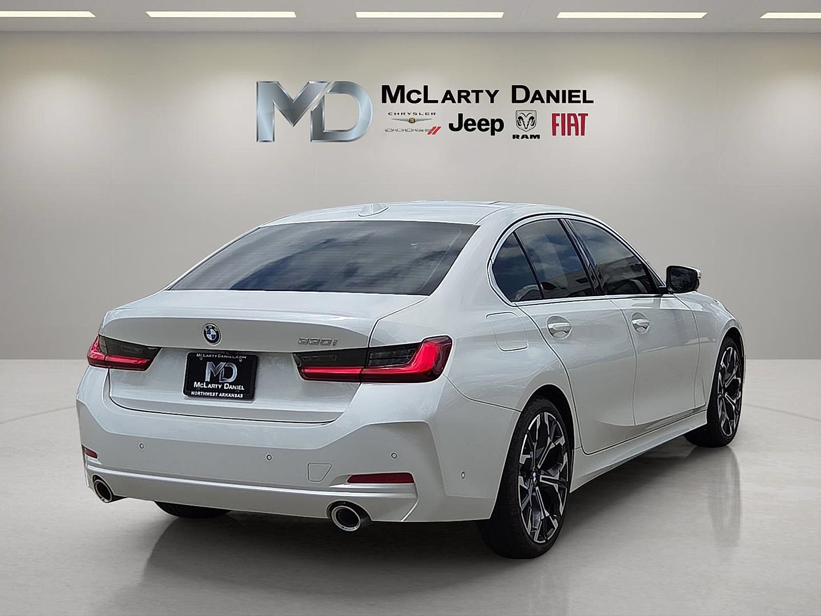 Used 2026 BMW 330i Sedan w/ Premium Package RWD image 5