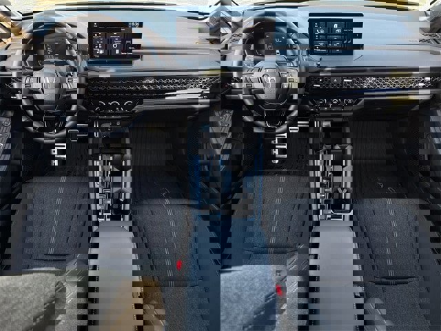 Used 2023 Honda Accord Sport image 11