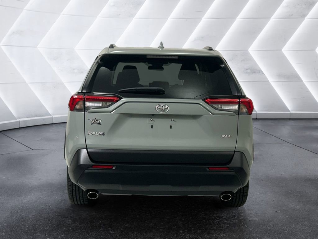Used 2023 Toyota RAV4 XLE image 5