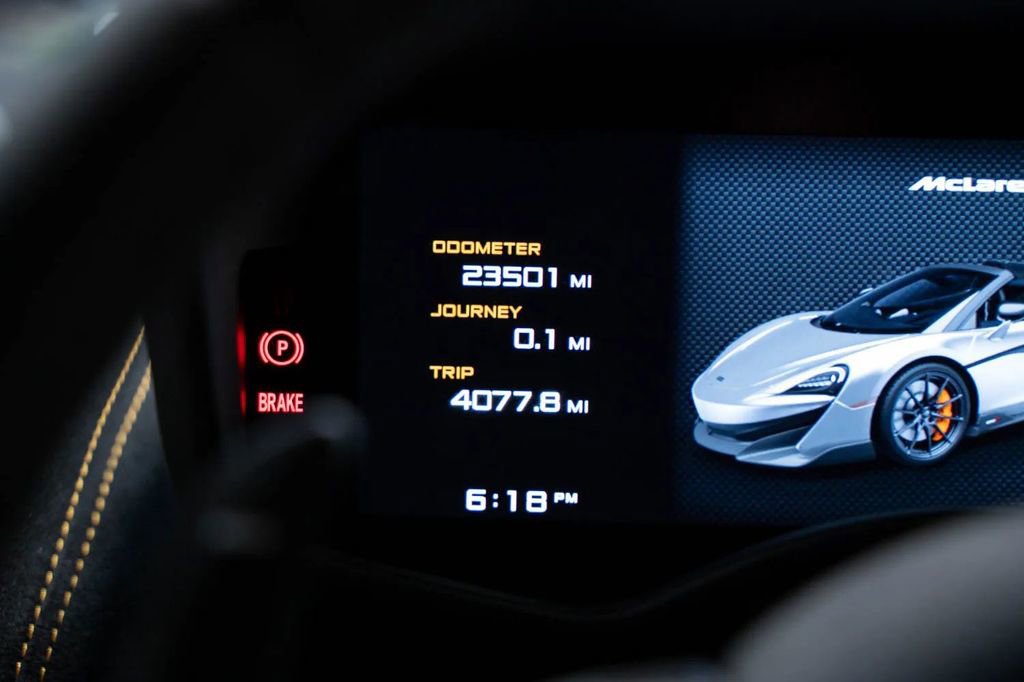 Used 2020 McLaren 600LT Spider image 47
