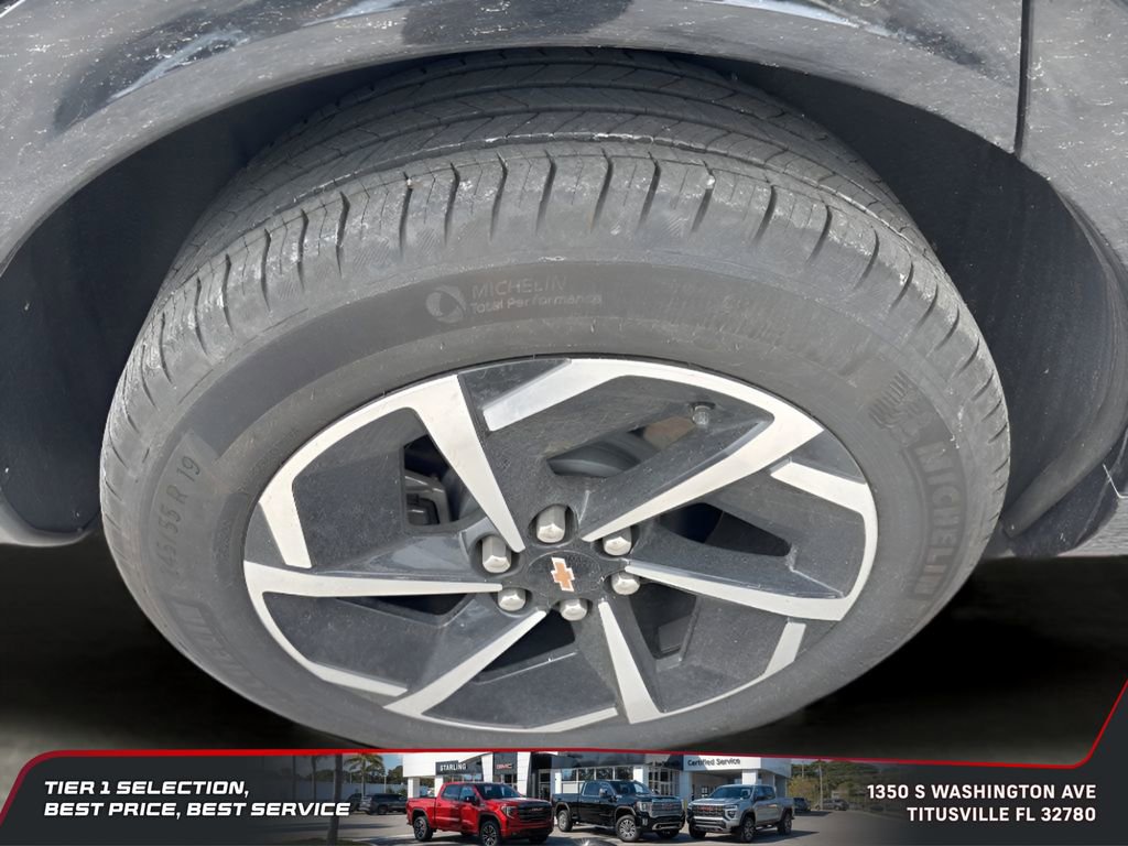 Used 2025 Chevrolet Equinox EV LT image 12