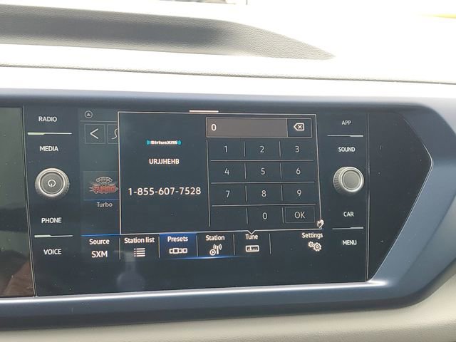 Certified 2023 Volkswagen Taos SE w/ Panoramic Sunroof Package FWD image 19