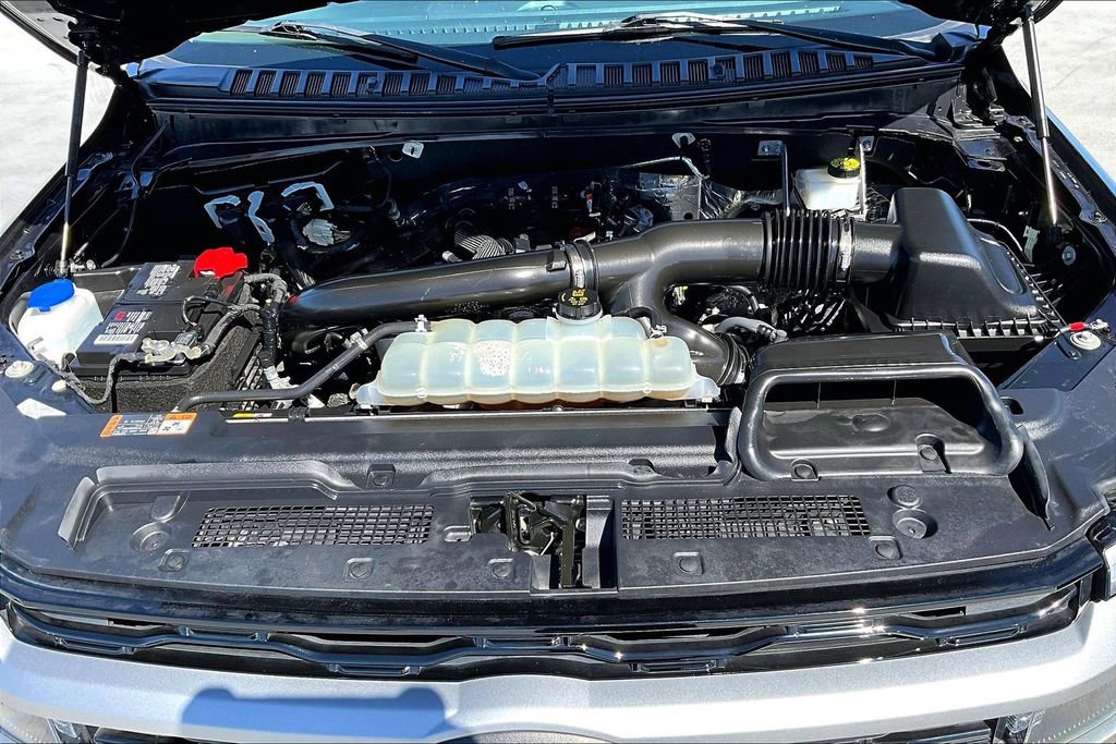 Used 2023 Ford Expedition XLT image 29