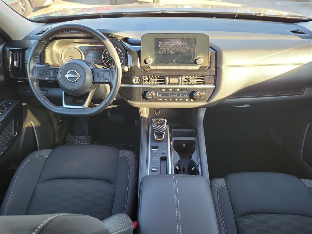 Certified 2024 Nissan Pathfinder SV image 9