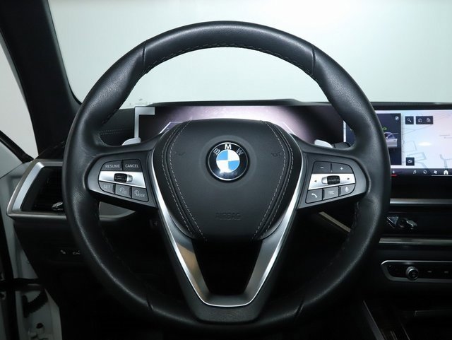Used 2026 BMW X5 xDrive40i w/ Climate Comfort Package image 23