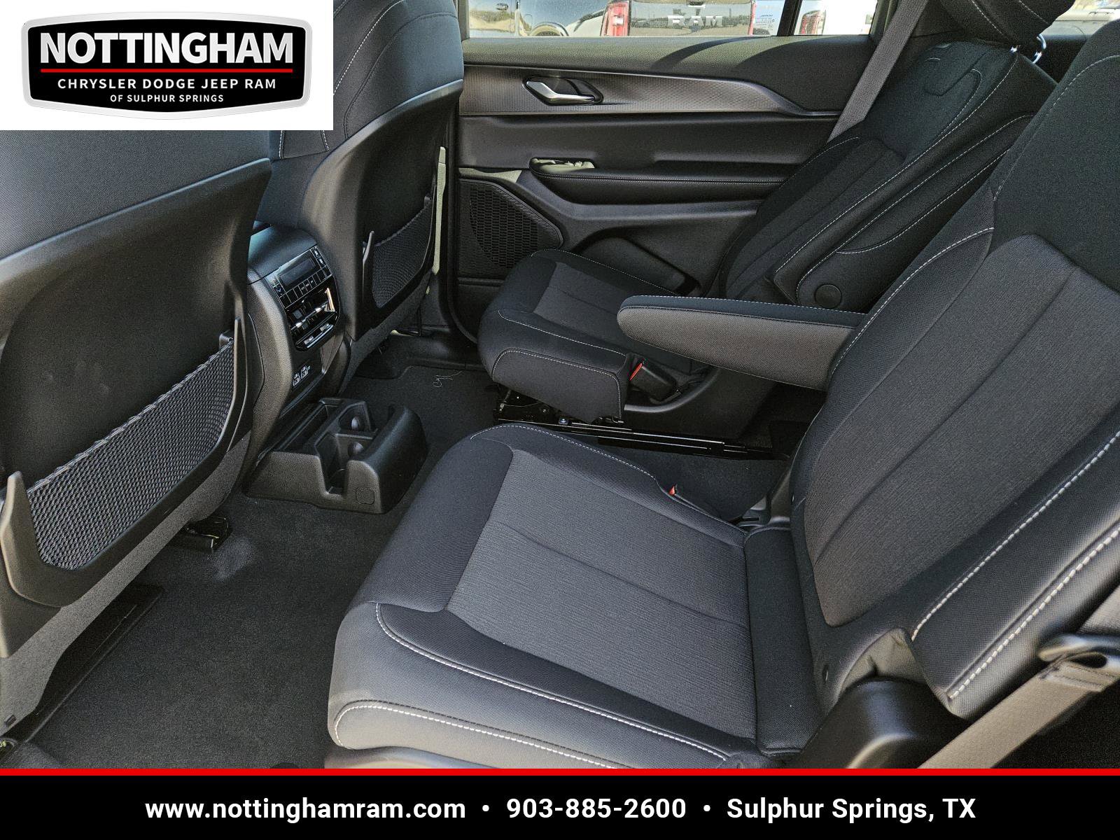 New 2026 Jeep Grand Cherokee L Laredo image 26