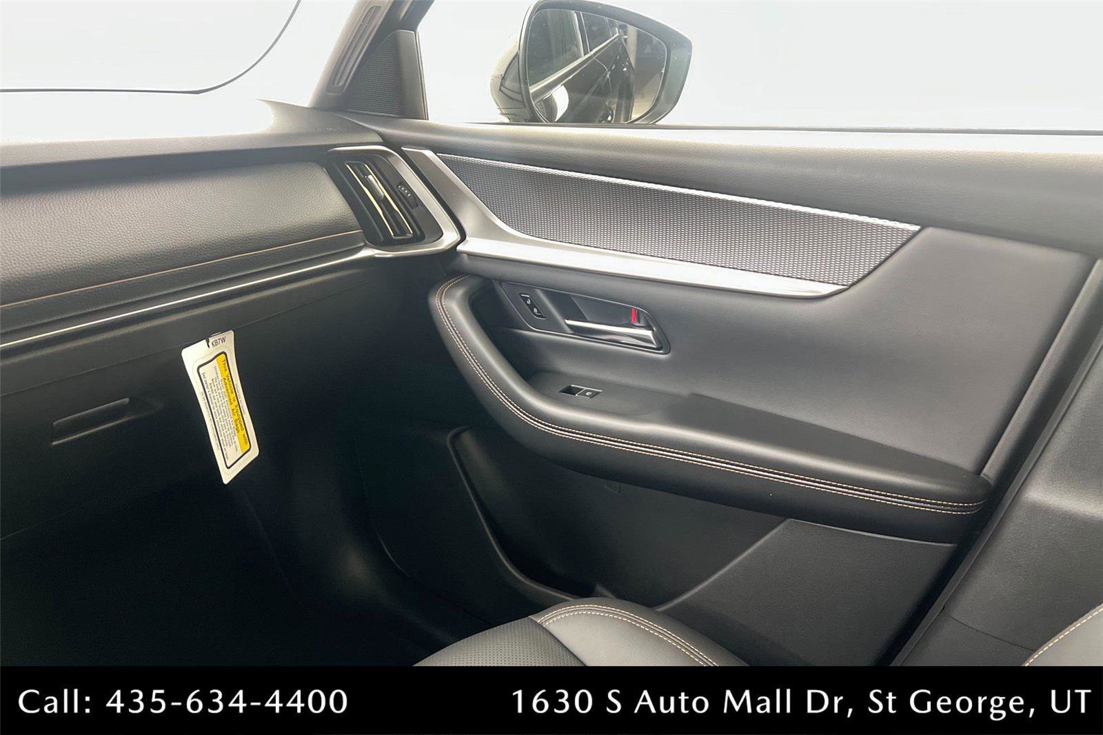 New 2025 MAZDA CX-90 3.3 Turbo w/ Preferred Package image 10