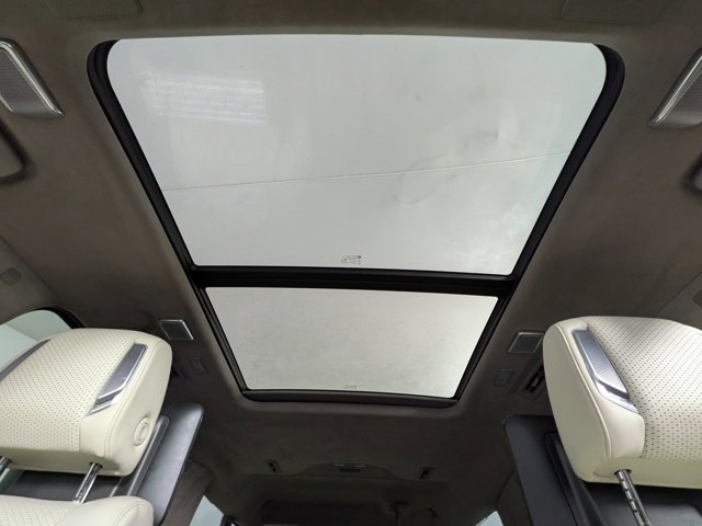 Used 2021 Cadillac Escalade ESV Sport Platinum image 9