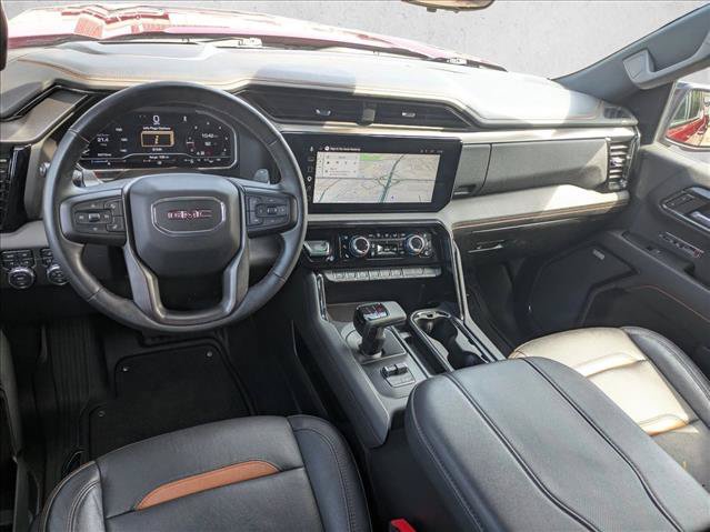 Used 2024 GMC Sierra 1500 AT4 w/ Technology Package AWD/4WD image 17