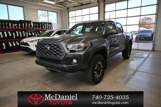 Used 2023 Toyota Tacoma TRD Off-Road AWD/4WD image 1