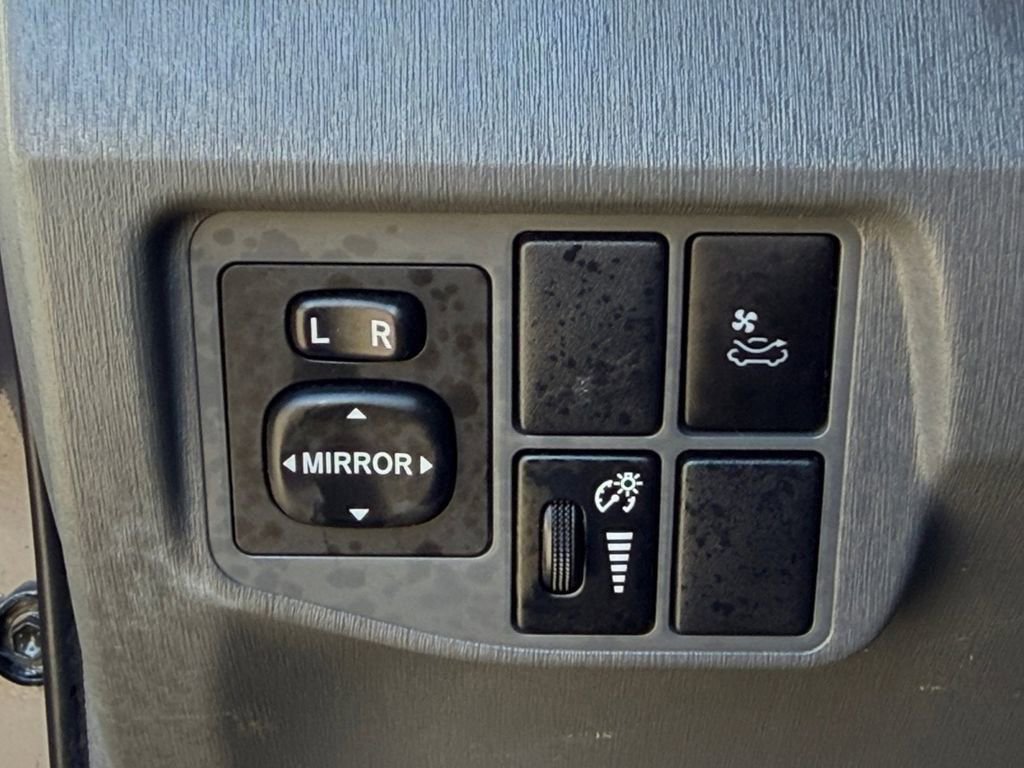 Used 2010 Toyota Prius Five image 17