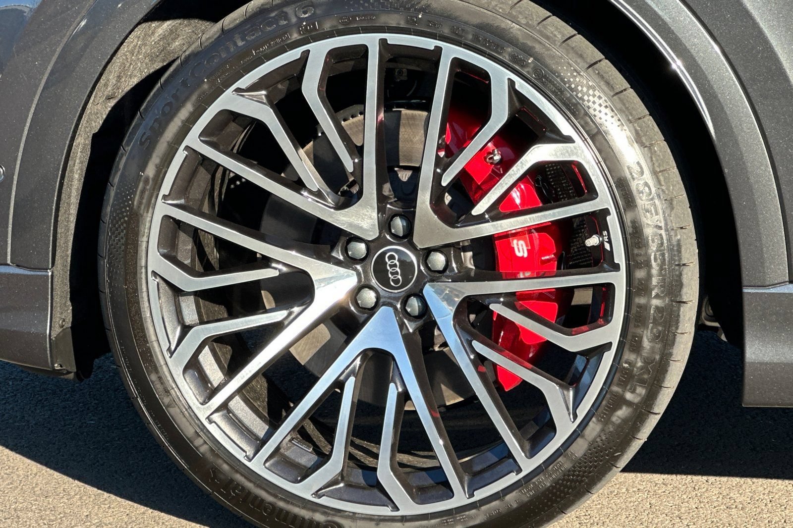 New 2026 Audi SQ8 Prestige AWD/4WD image 24