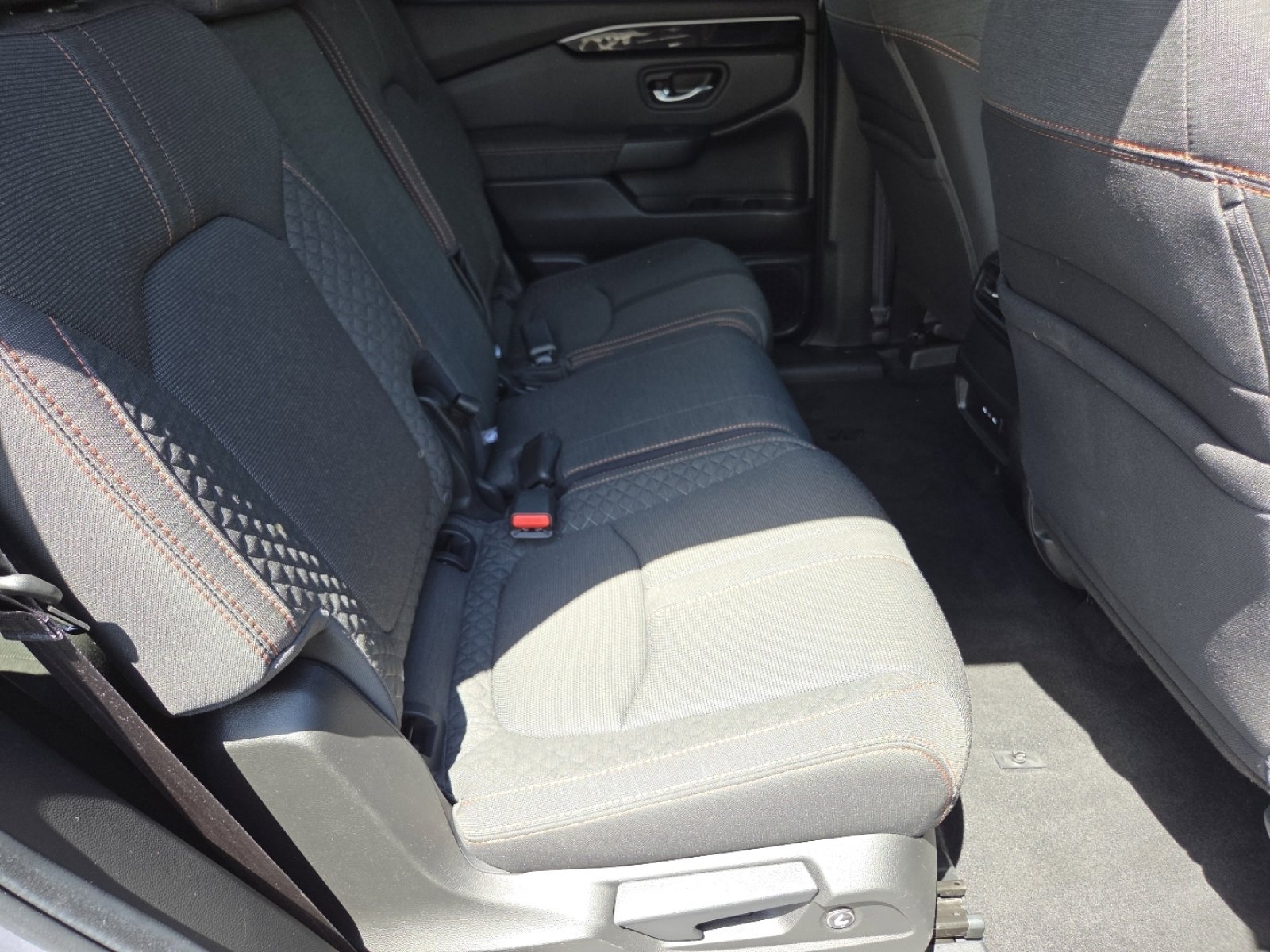 Certified 2025 Honda Pilot Sport image 25