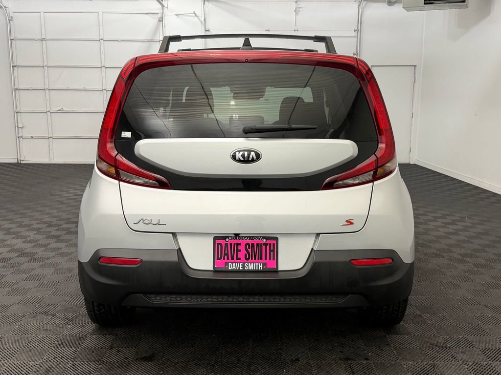 Used 2020 Kia Soul S image 10