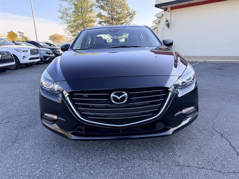 Used 2018 MAZDA MAZDA3 Touring FWD image 2