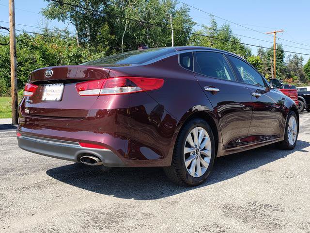 Used 2018 Kia Optima LX w/ 17" Alloy Wheels Package FWD image 7