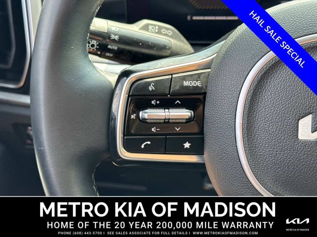 Used 2025 Kia Sorento S AWD/4WD image 19