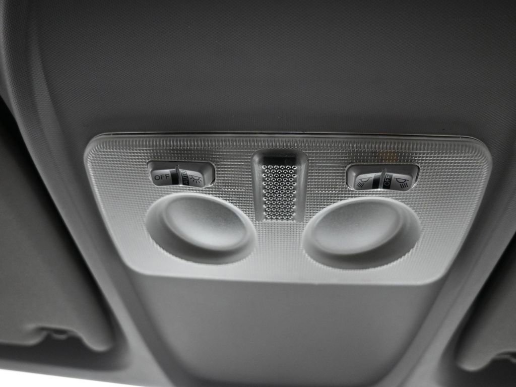 Used 2021 RAM ProMaster City SLT image 17