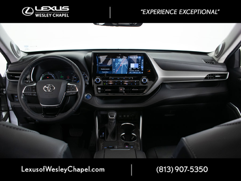 Used 2021 Toyota Highlander Limited FWD image 17