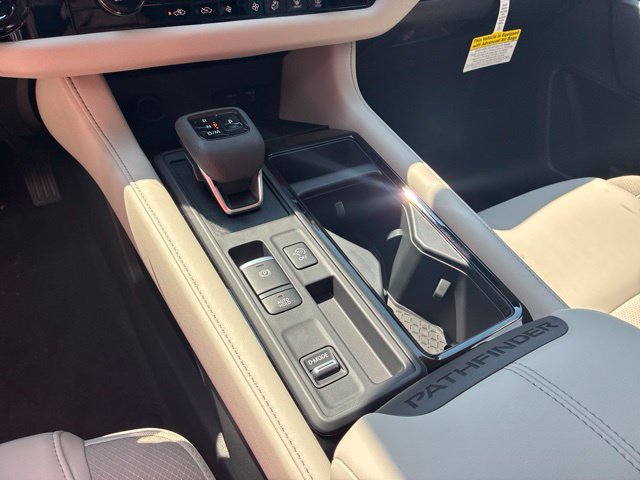 New 2026 Nissan Pathfinder SL w/ SL Premium Package FWD image 14
