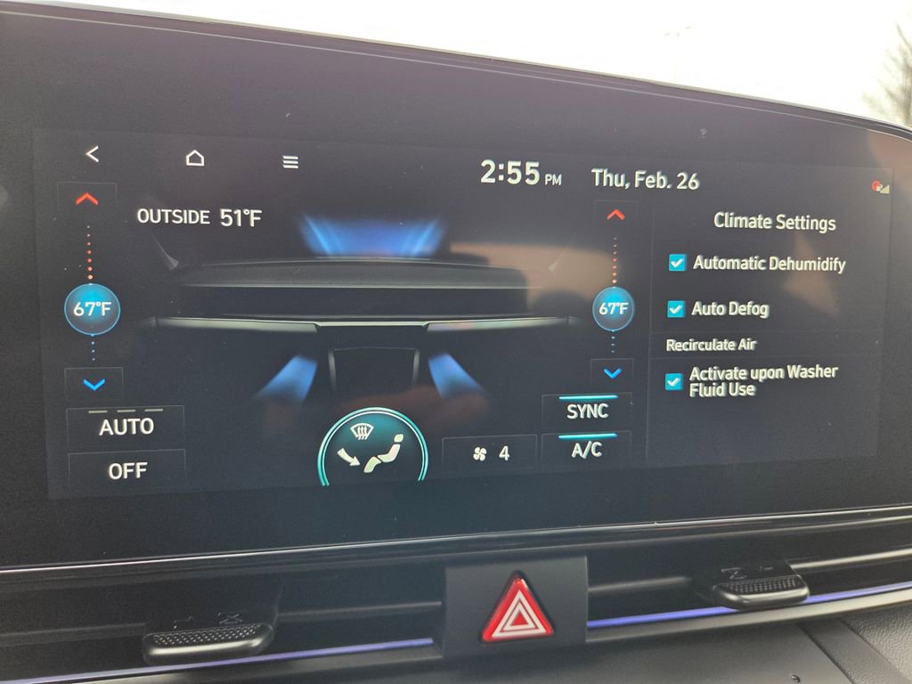 New 2026 Hyundai Elantra Sport FWD image 39