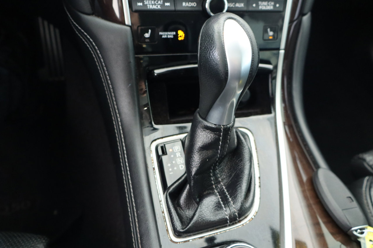 Used 2017 INFINITI Q50 Red Sport 400 image 24