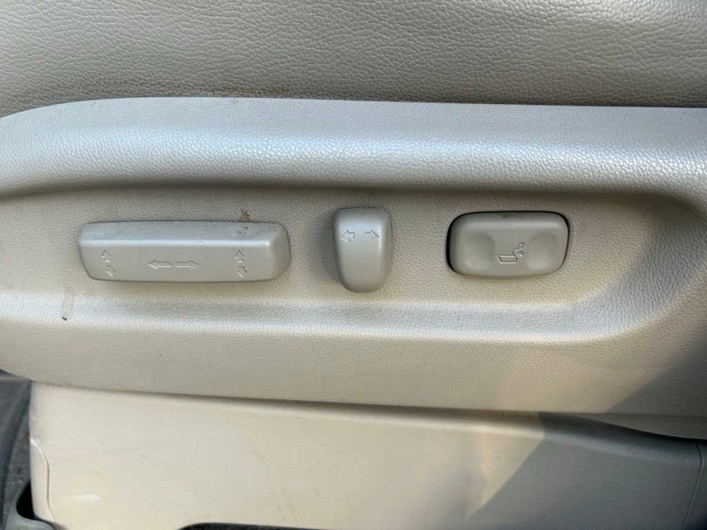 Used 2012 Honda Odyssey EX-L image 19