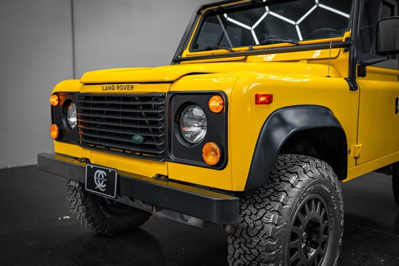 Used 1995 Land Rover Defender 90 image 25