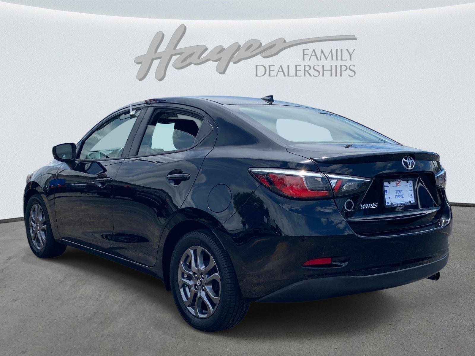 Used 2020 Toyota Yaris LE FWD image 6