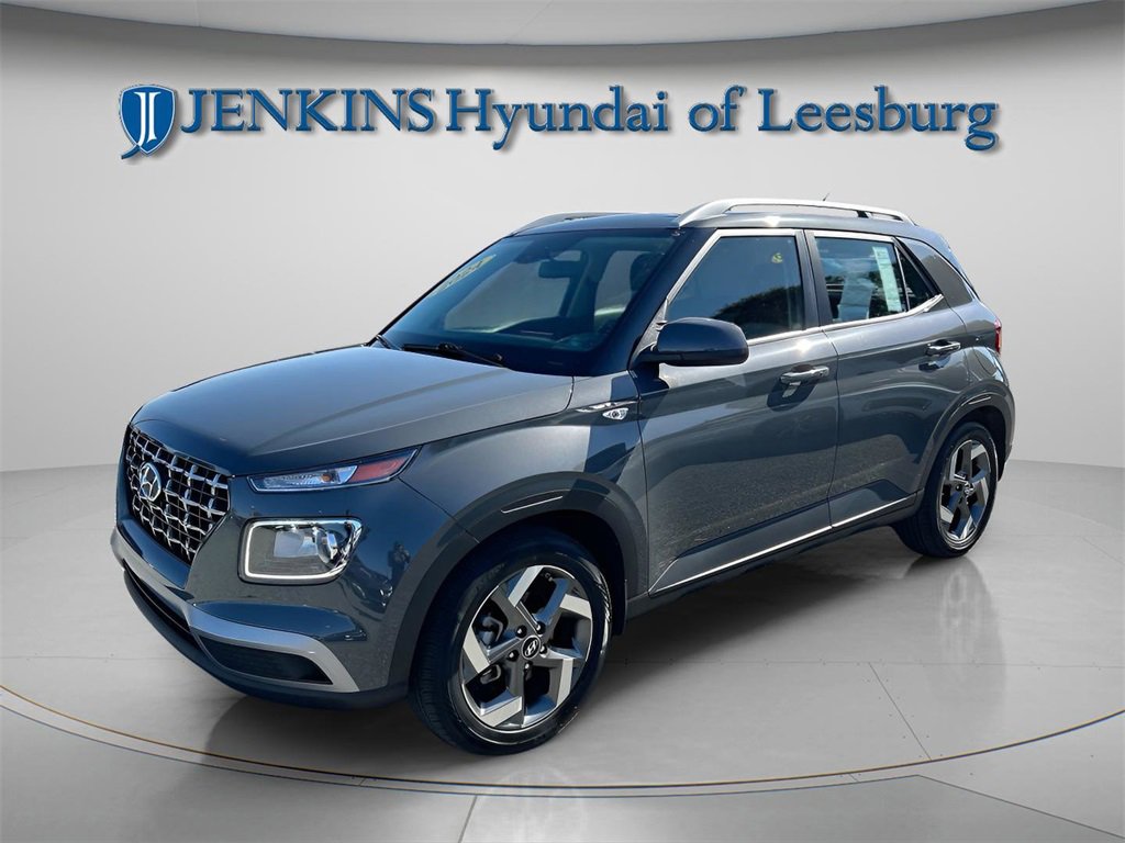 Certified 2024 Hyundai Venue SEL image 3