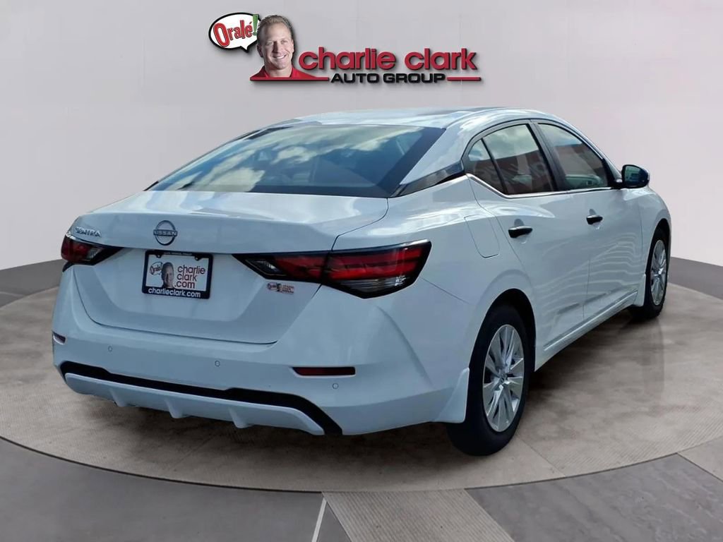 Used 2025 Nissan Sentra S image 5