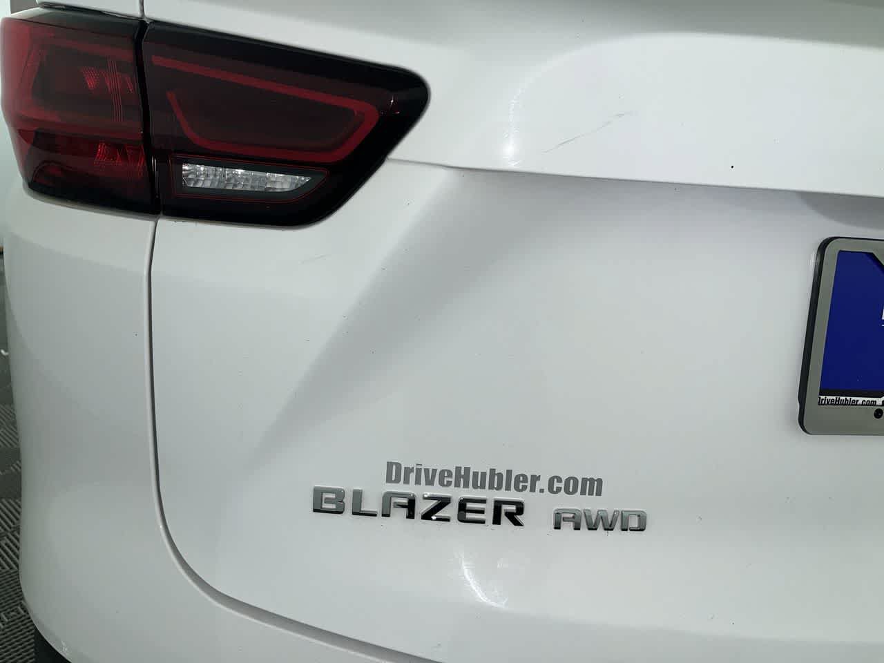 Used 2022 Chevrolet Equinox Premier w/ LPO, Floor Liner Package AWD/4WD image 11