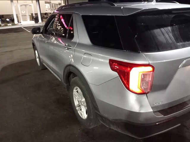 Used 2020 Ford Explorer XLT w/ Equipment Group 202A image 12