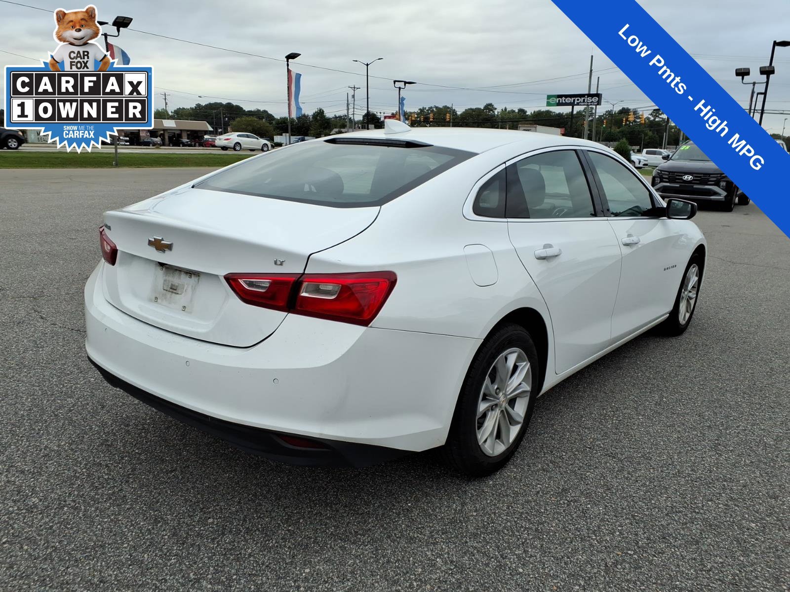 Used 2025 Chevrolet Malibu LT FWD image 5