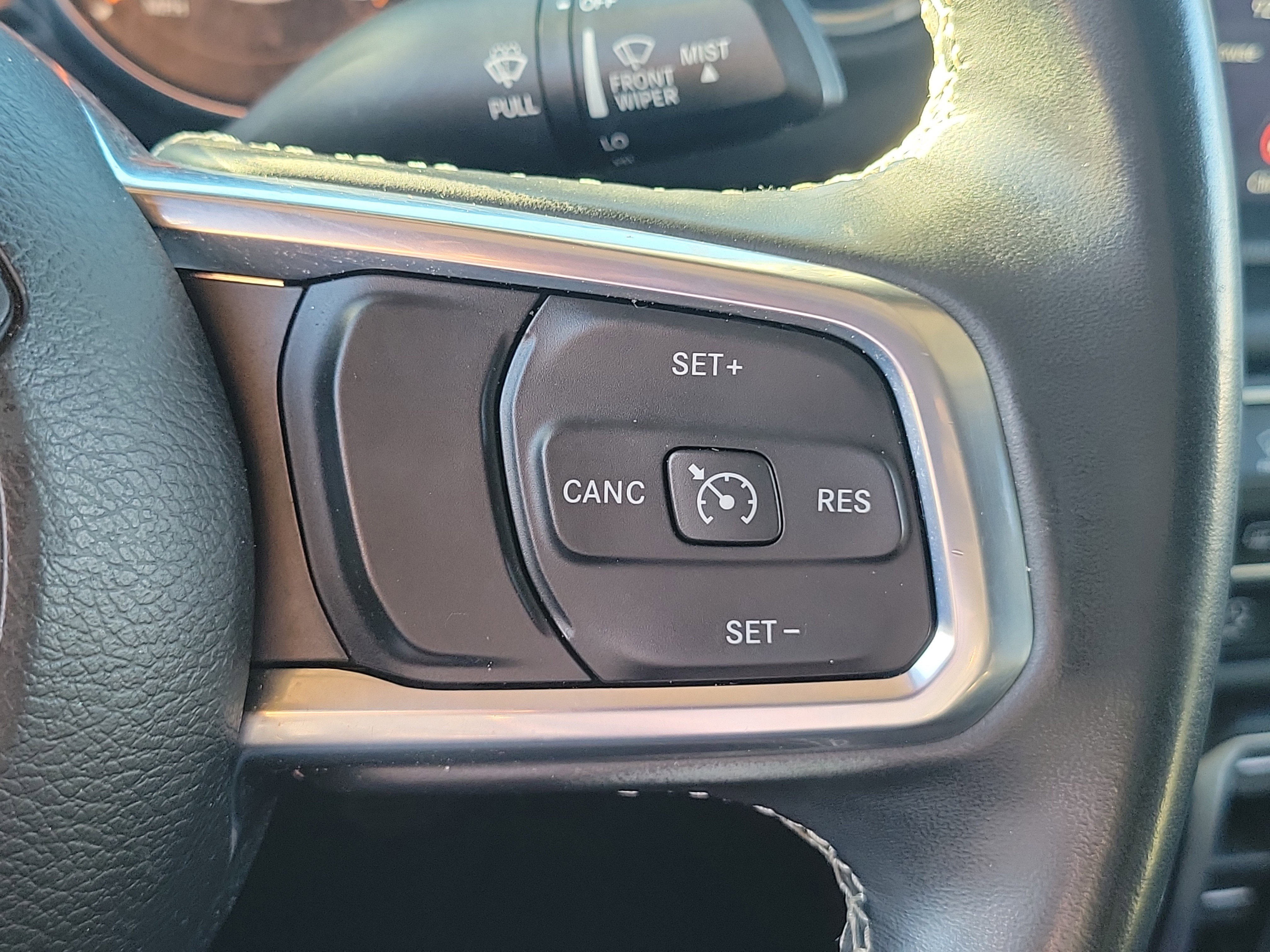 Used 2020 Jeep Gladiator Overland image 28