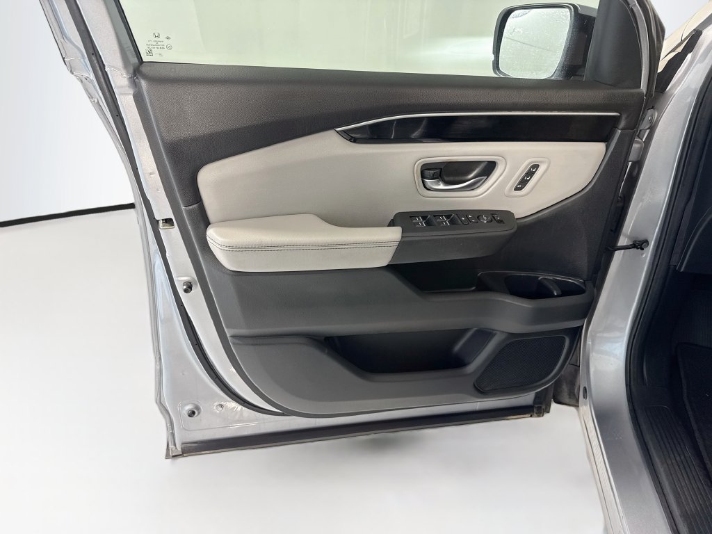 Certified 2024 Honda Pilot EX-L image 25